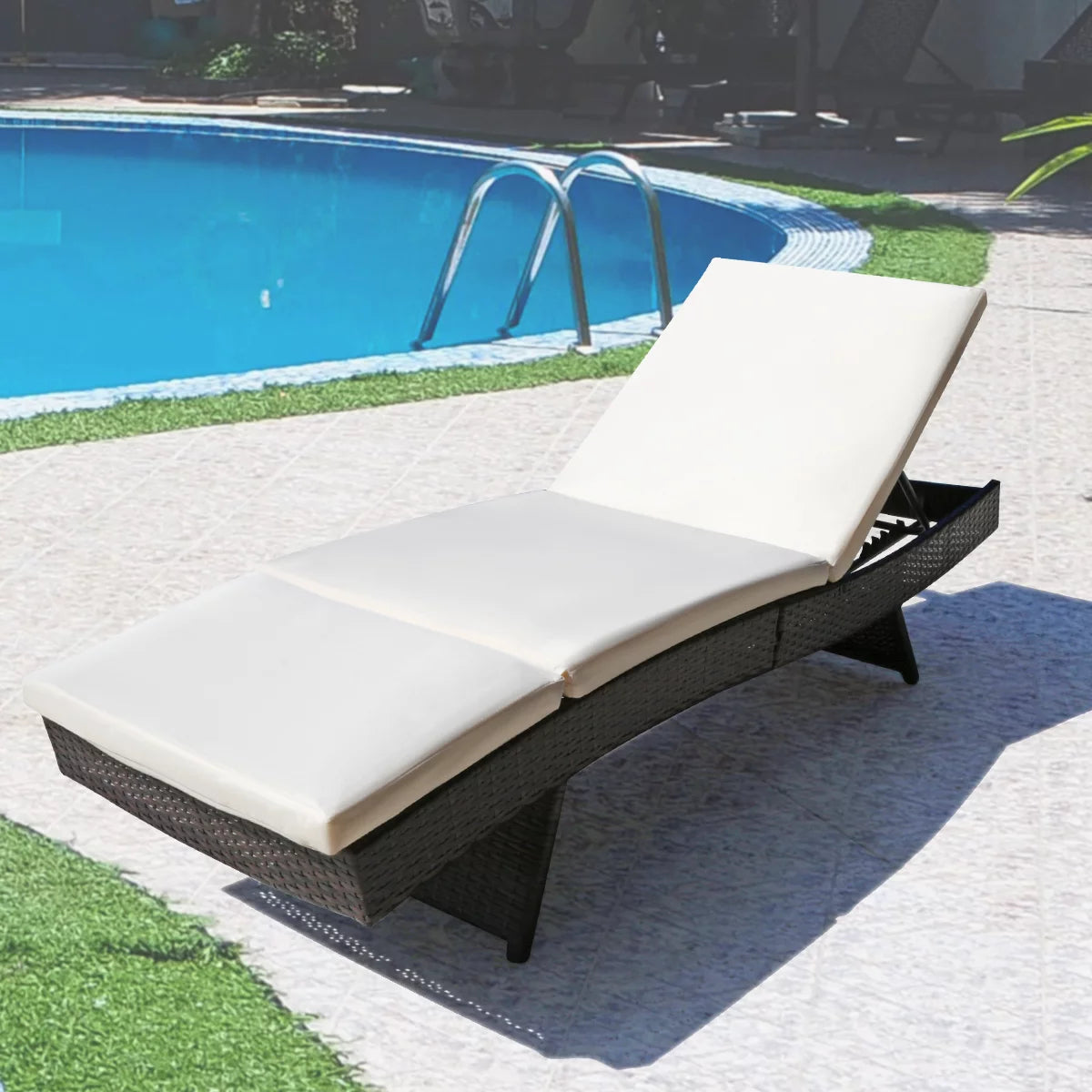 Beige Rattan Pool Chaise Lounge Chair W8385