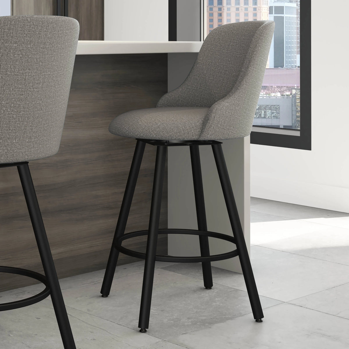 Swivel Counter Stool - Silver Grey Polyester / Black Metal Y979868