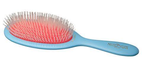 Universal Hair Brush V1781