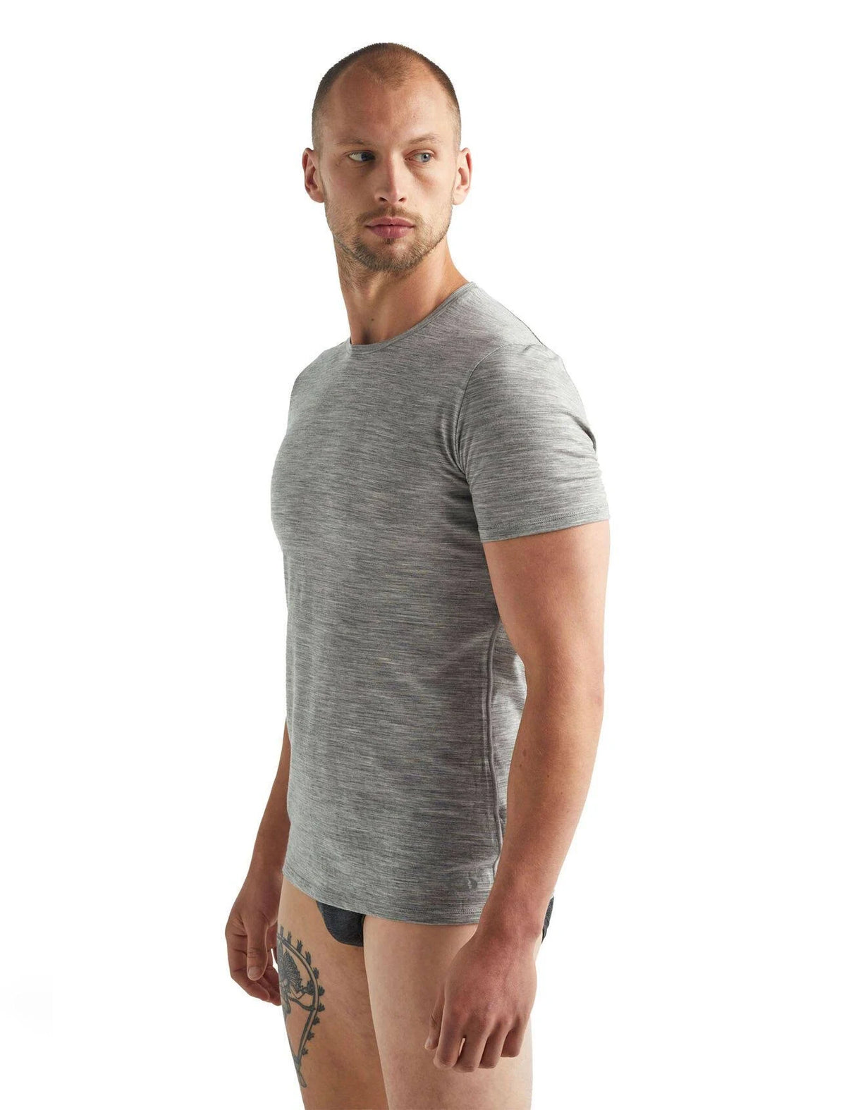 Black XL Crewe L61923