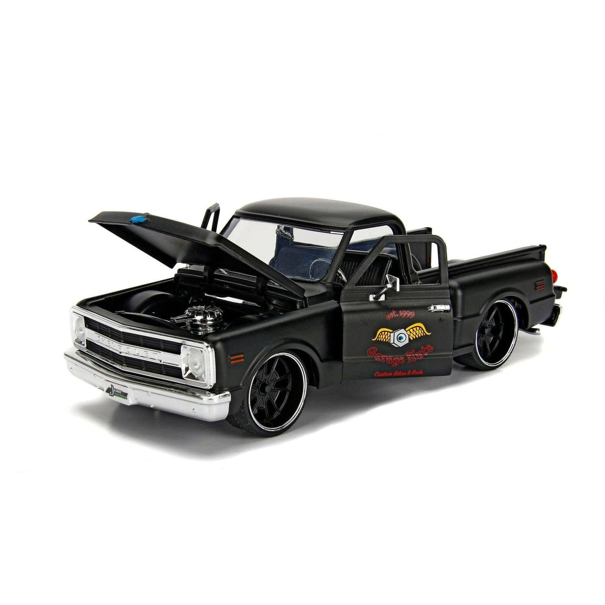 1/24 Diecast Model Car V8583